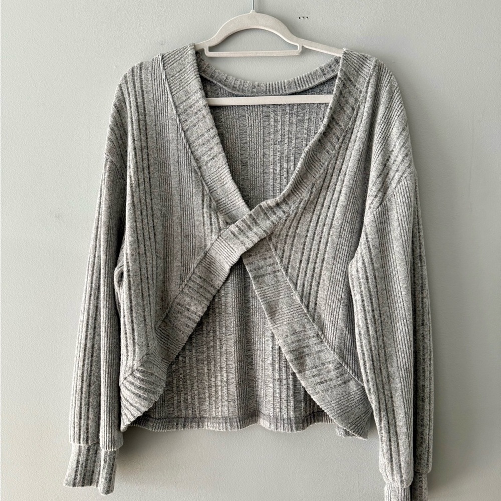 Gray Ribbed Open Front or Back Reversible Top Medium